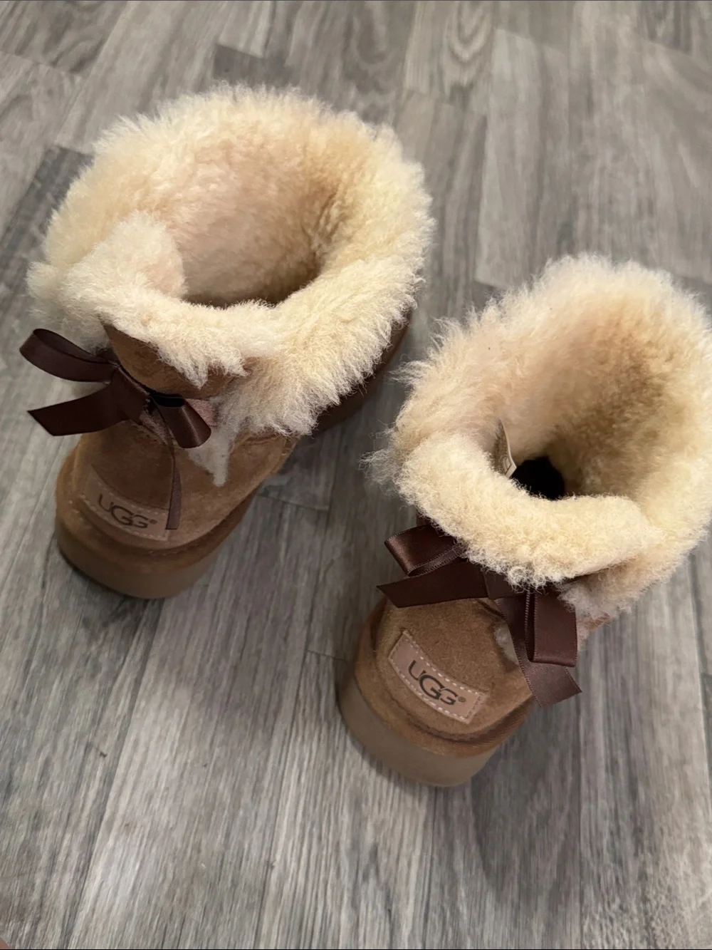 Ugg boots women’s sz 5